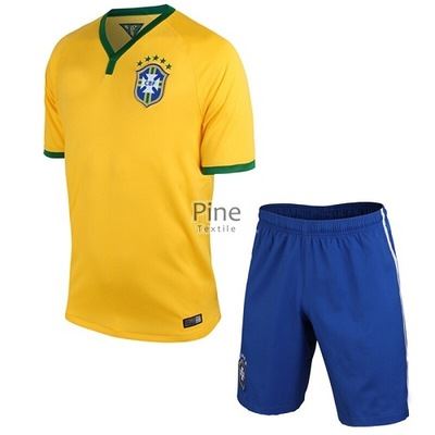 服装成衣 Apparel/Garment 定制定做足球装 比赛服 训练服 soccer football apparel